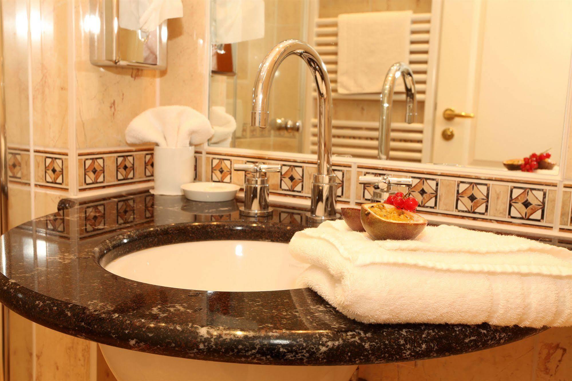 Strandhotel Deichgraf גראל-מוריץ מראה חיצוני תמונה
